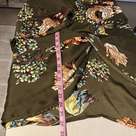 Umgee Women’s Twist Front Floral Print Top in Olive Size L - Picture 9 of 11
